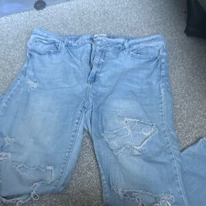 Casual Light Blue Distressed Boyfriend Jeans